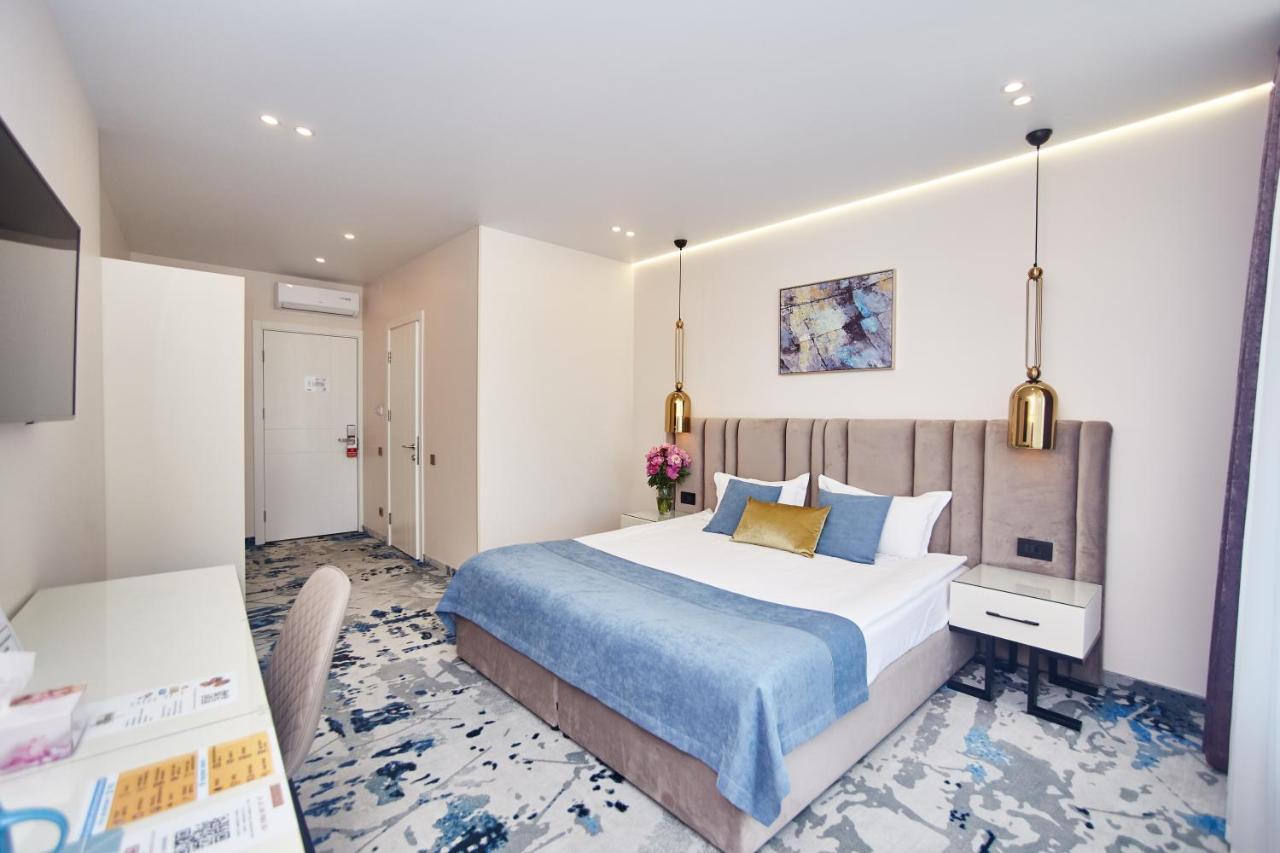 Jupiter Hotel Odessa Dış mekan fotoğraf