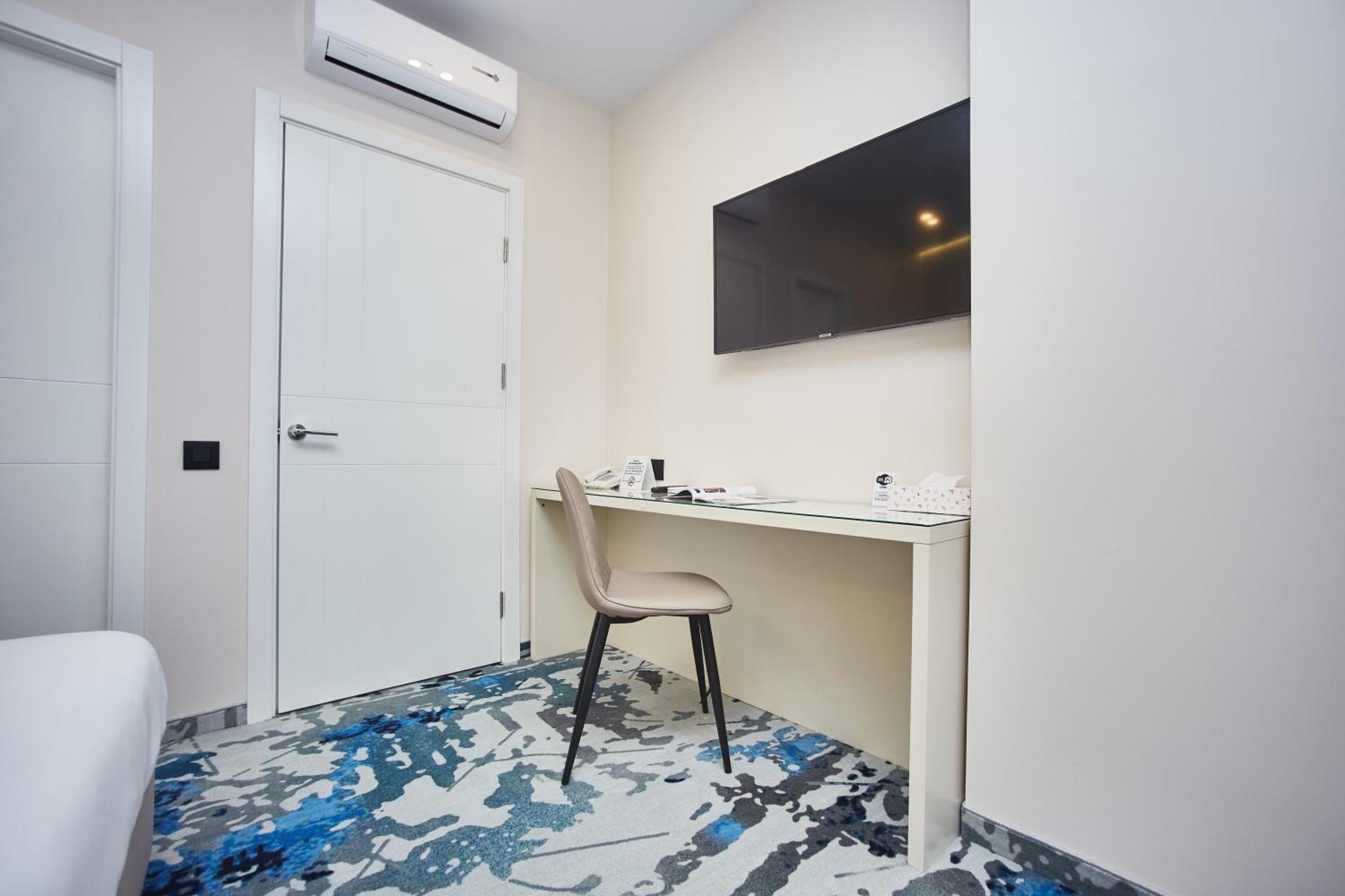 Jupiter Hotel Odessa Dış mekan fotoğraf