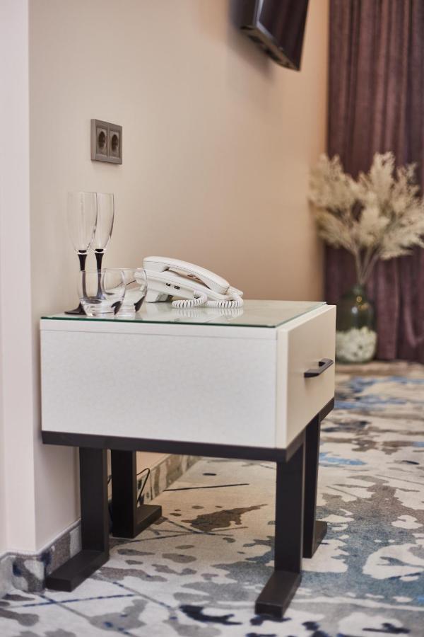 Jupiter Hotel Odessa Dış mekan fotoğraf